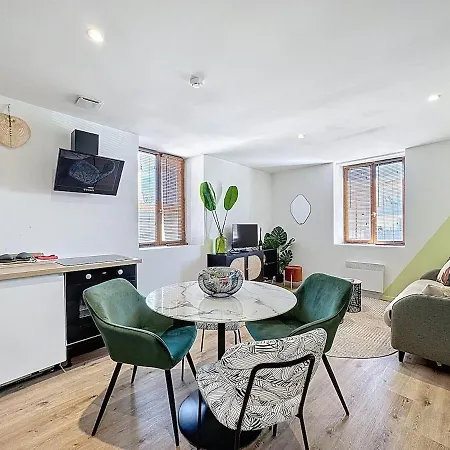 Apartment Sejour En Groupe Immeuble 10 Pers, *